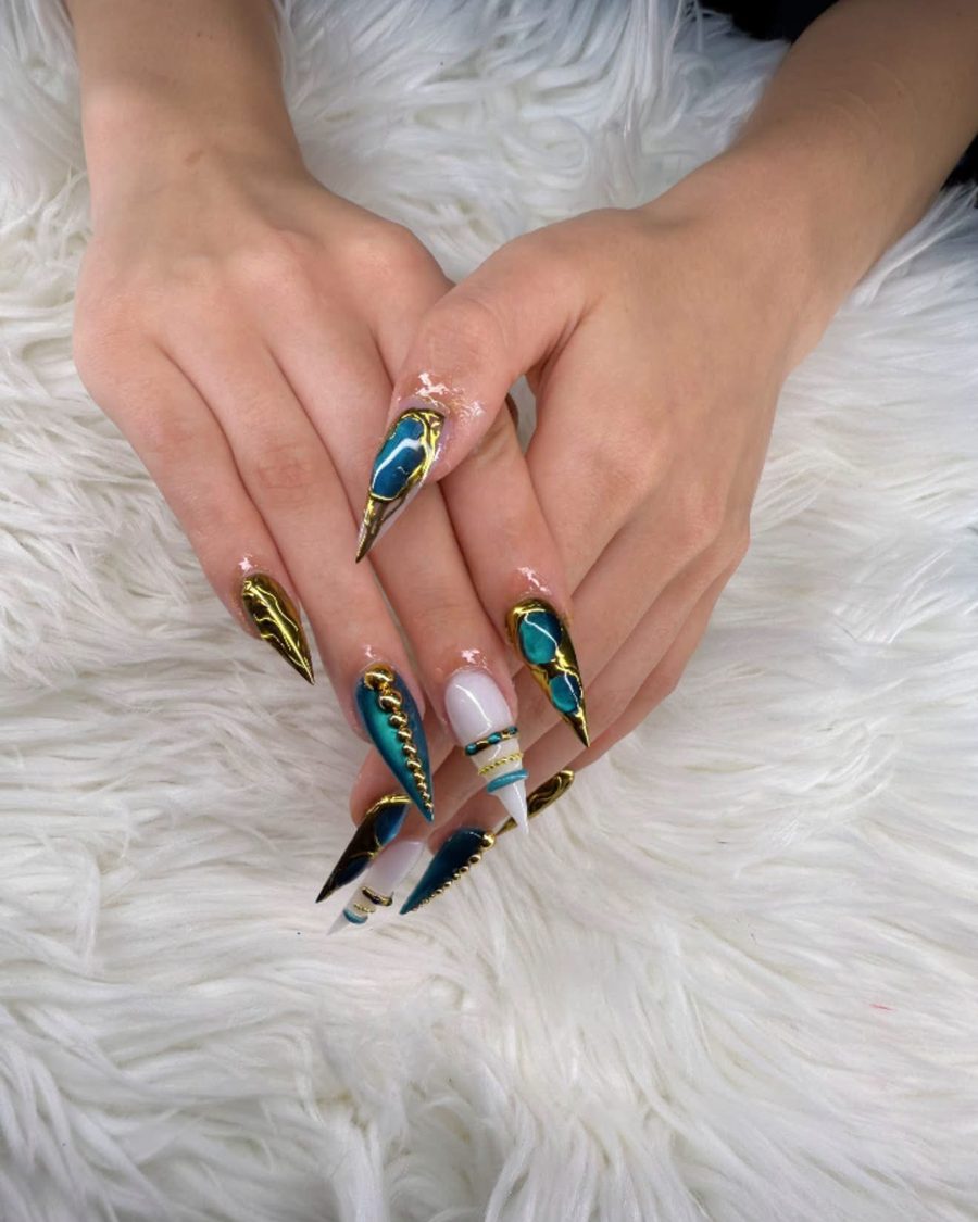 Long stiletto set in teal and chrome gold with beaded detailing